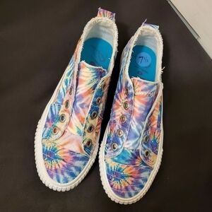 NWOB Blowfish Malibu Tie Dye Slipon Sneaker Size 7.5